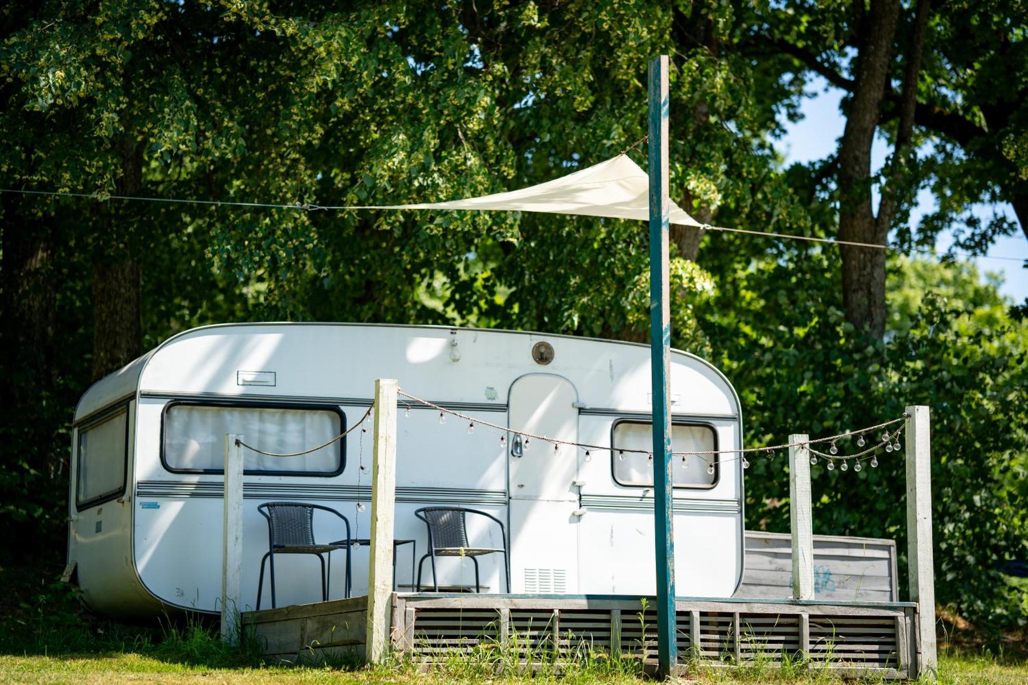 Luksusowy namiot Pilwa 17 - Glamping Na Mazurach Węgorzewo